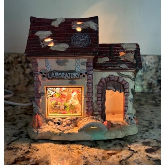 1990's Vintage O'Well Halloween Village Ceramic Haunted House Laboratory Light - Picture 1 of 8